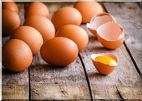 eggs for omelettes