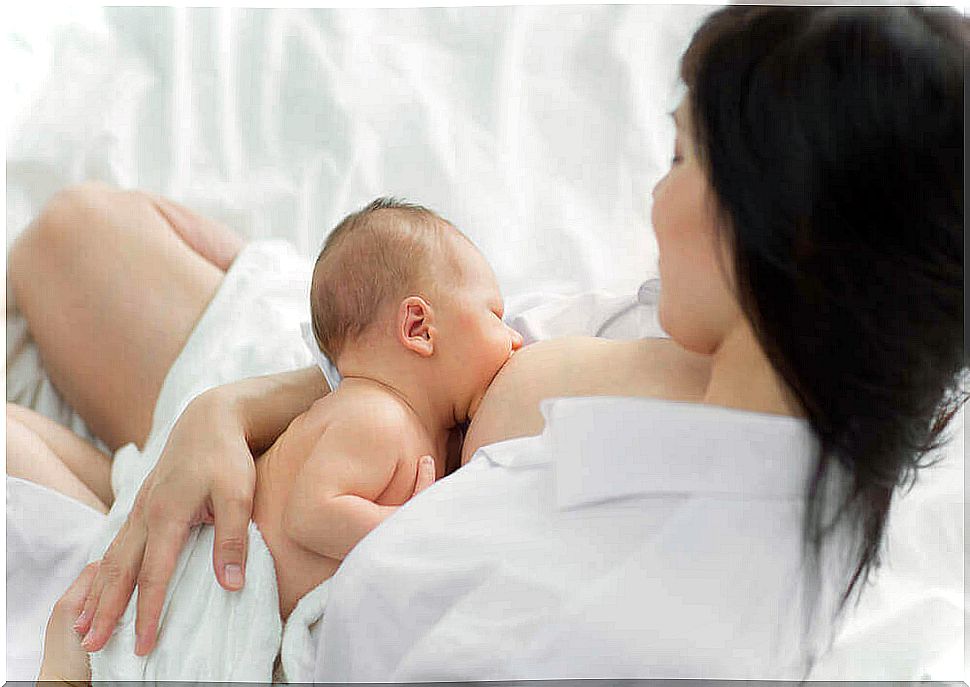 The 9 most frequently asked questions about breastfeeding